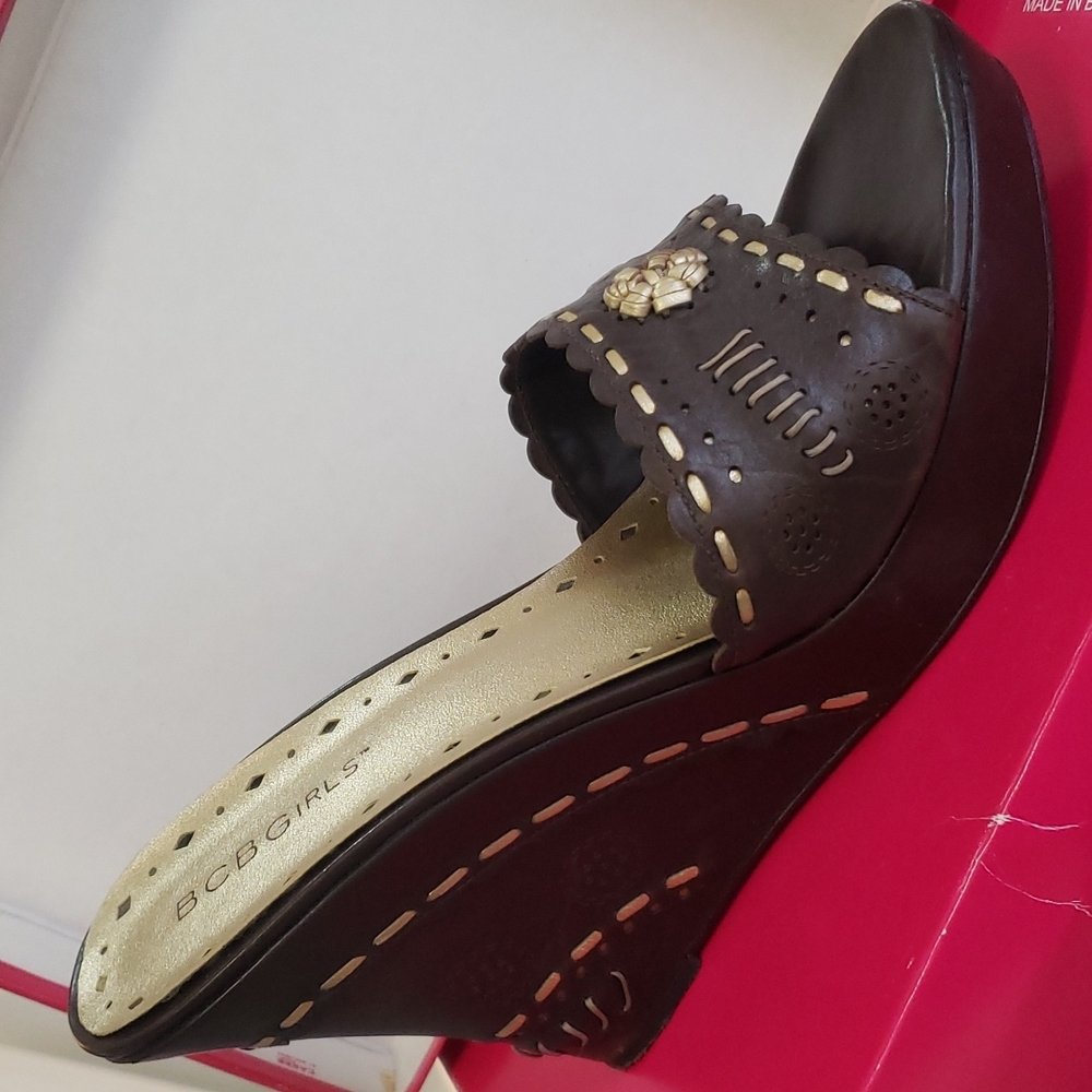 Leather platform mules